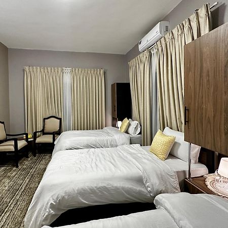 Beit Ahlan Hotel Amman Bagian luar foto