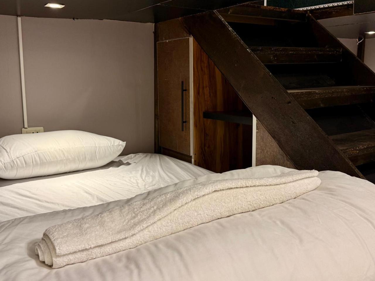 Beit Ahlan Hotel Amman Bagian luar foto