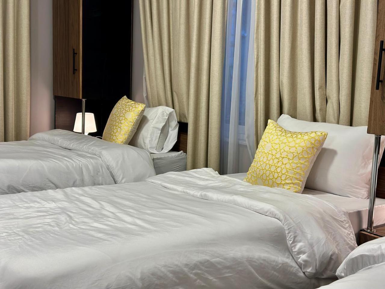 Beit Ahlan Hotel Amman Bagian luar foto
