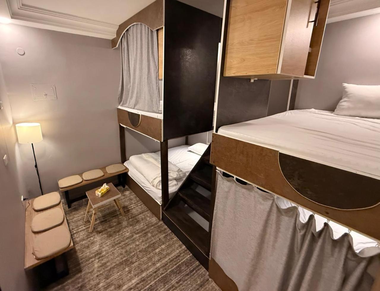 Beit Ahlan Hotel Amman Bagian luar foto
