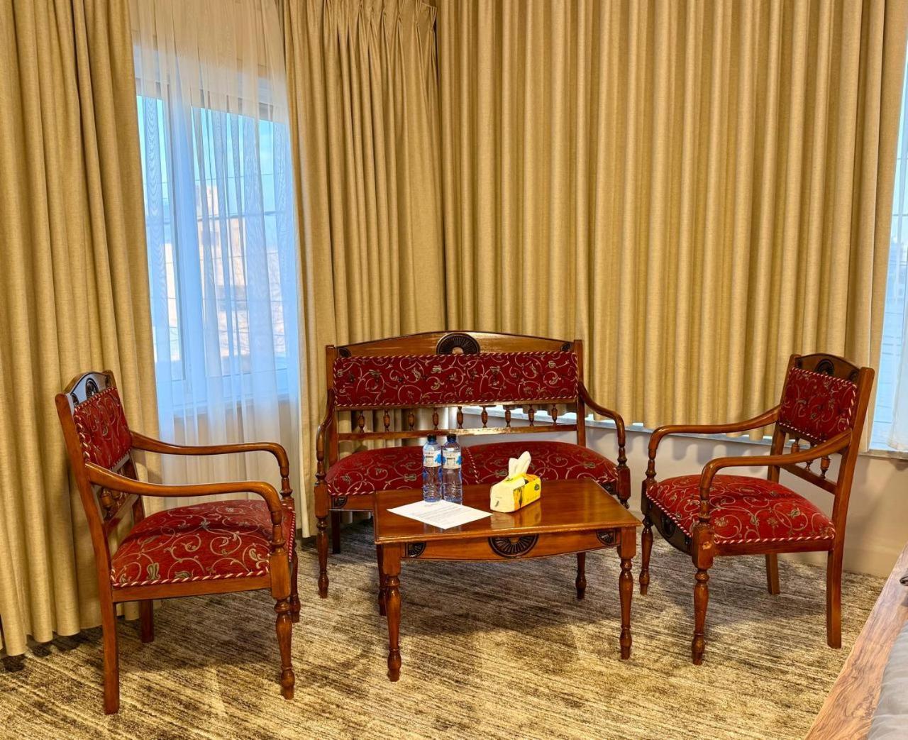 Beit Ahlan Hotel Amman Bagian luar foto