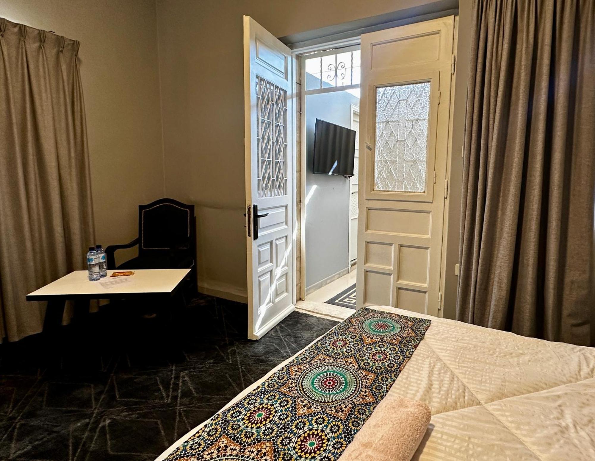 Beit Ahlan Hotel Amman Bagian luar foto