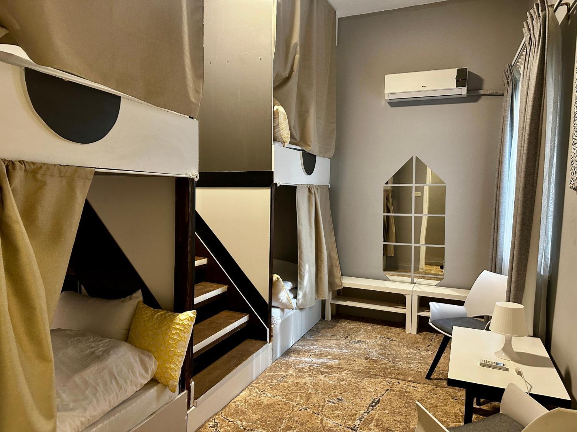 Beit Ahlan Hotel Amman Bagian luar foto