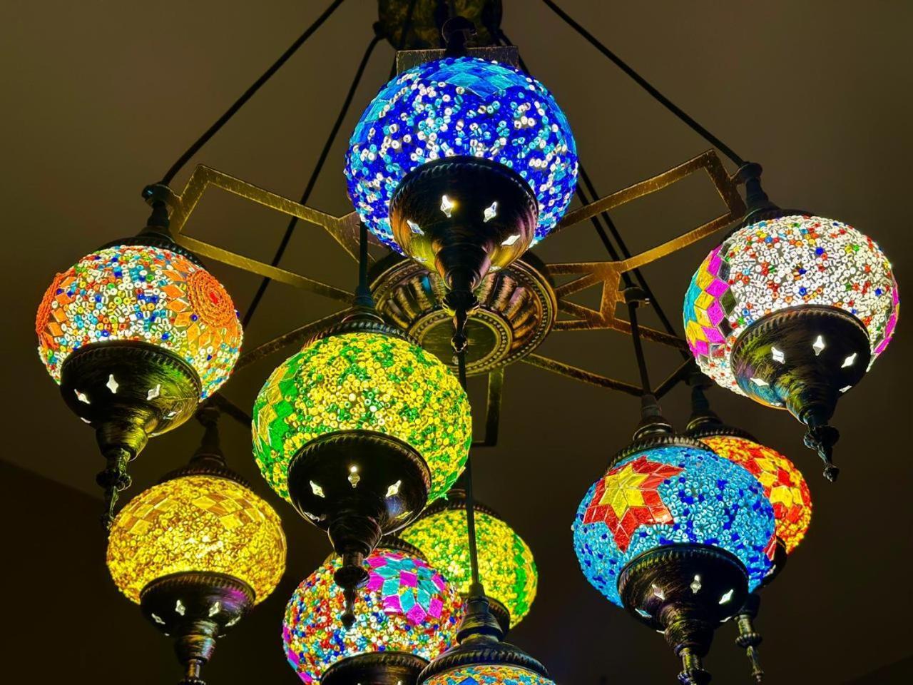 Beit Ahlan Hotel Amman Bagian luar foto